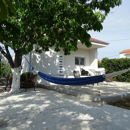 펜션 Holiday Silvija In Sukošan